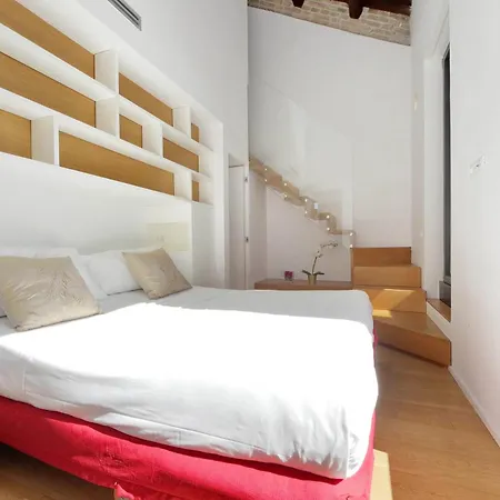 Ych-splendido Attico Con Terrazzo A San Giovanni Róma