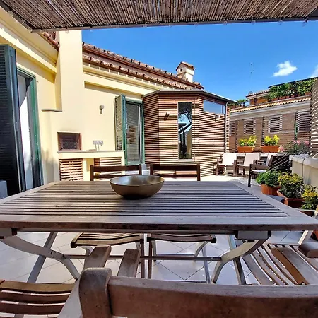 Apartman Ych-splendido Attico Con Terrazzo A San Giovanni Róma