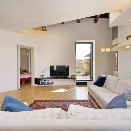 Ych-splendido Attico Con Terrazzo A San Giovanni Apartman Róma