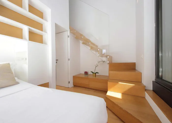 Ych-splendido Attico Con Terrazzo A San Giovanni * Rome