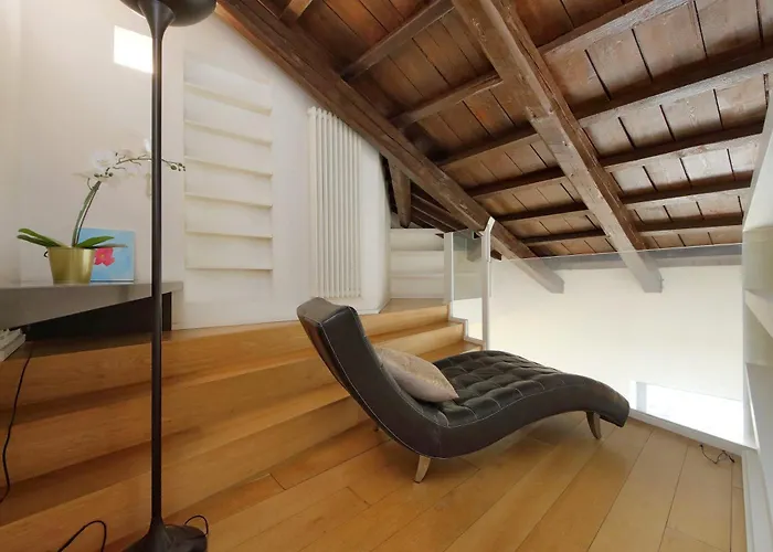 Ych-splendido Attico Con Terrazzo A San Giovanni